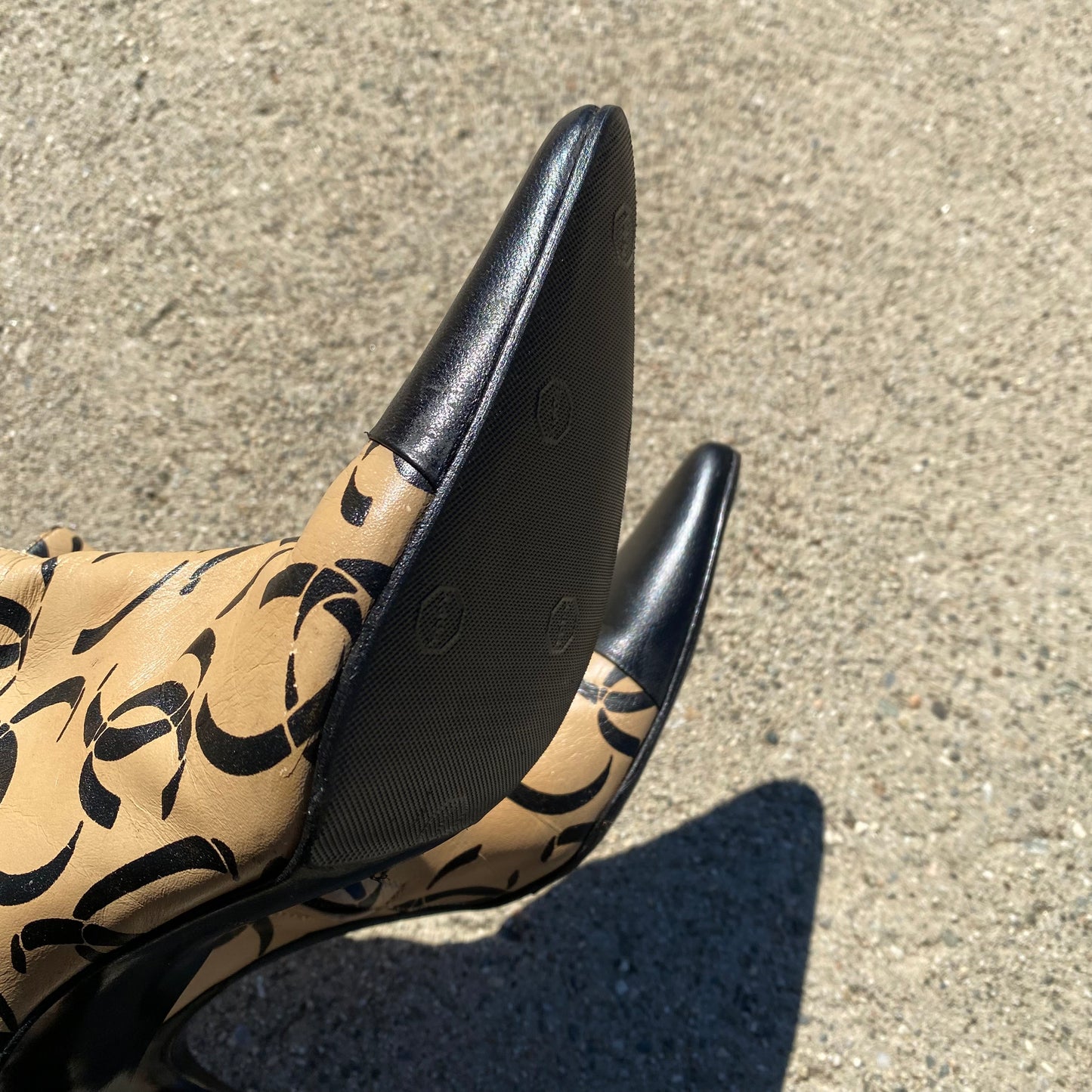 Chanel 2000 Fall CC Logo Pointed Toe Ankle Boots
