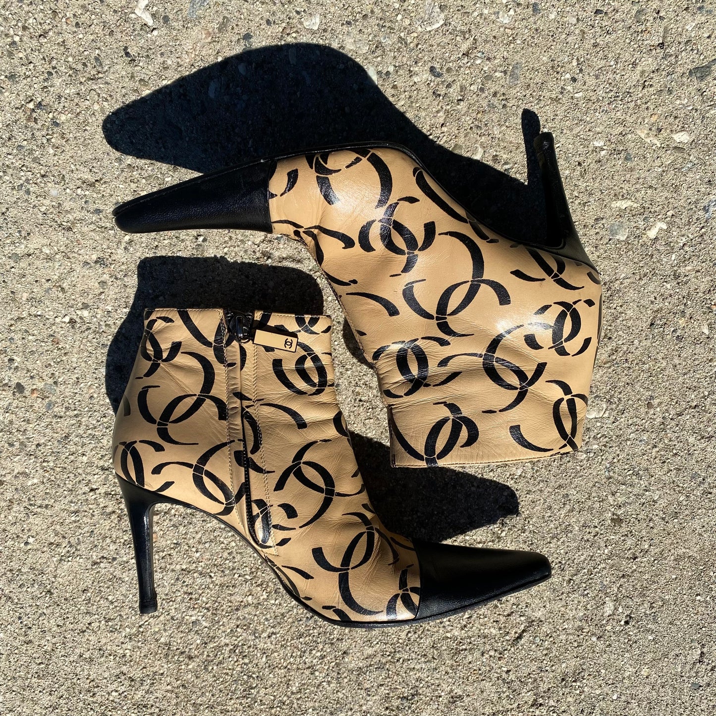 Chanel 2000 Fall CC Logo Pointed Toe Ankle Boots