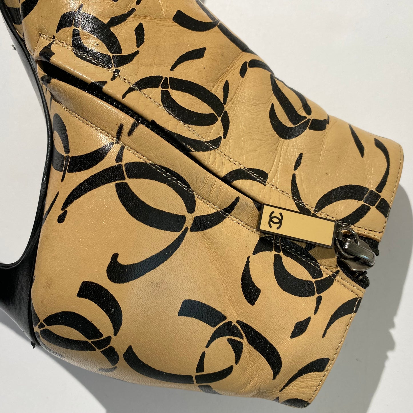 Chanel 2000 Fall CC Logo Pointed Toe Ankle Boots