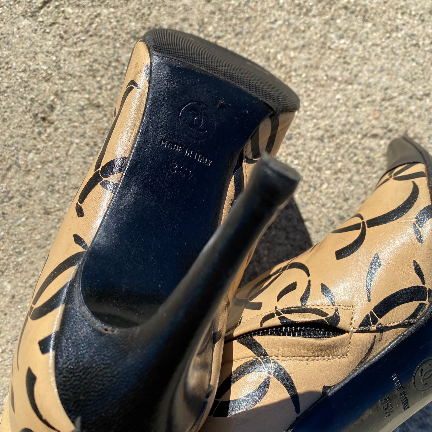 Chanel 2000 Fall CC Logo Pointed Toe Ankle Boots