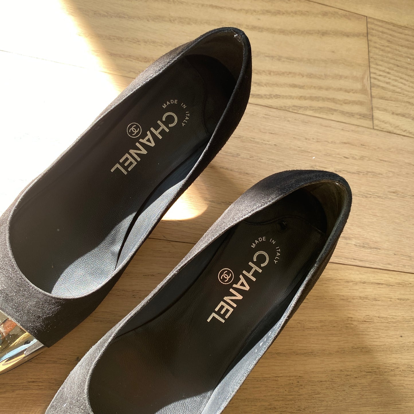 Chanel CC Logo Silver Black Suede Pumps