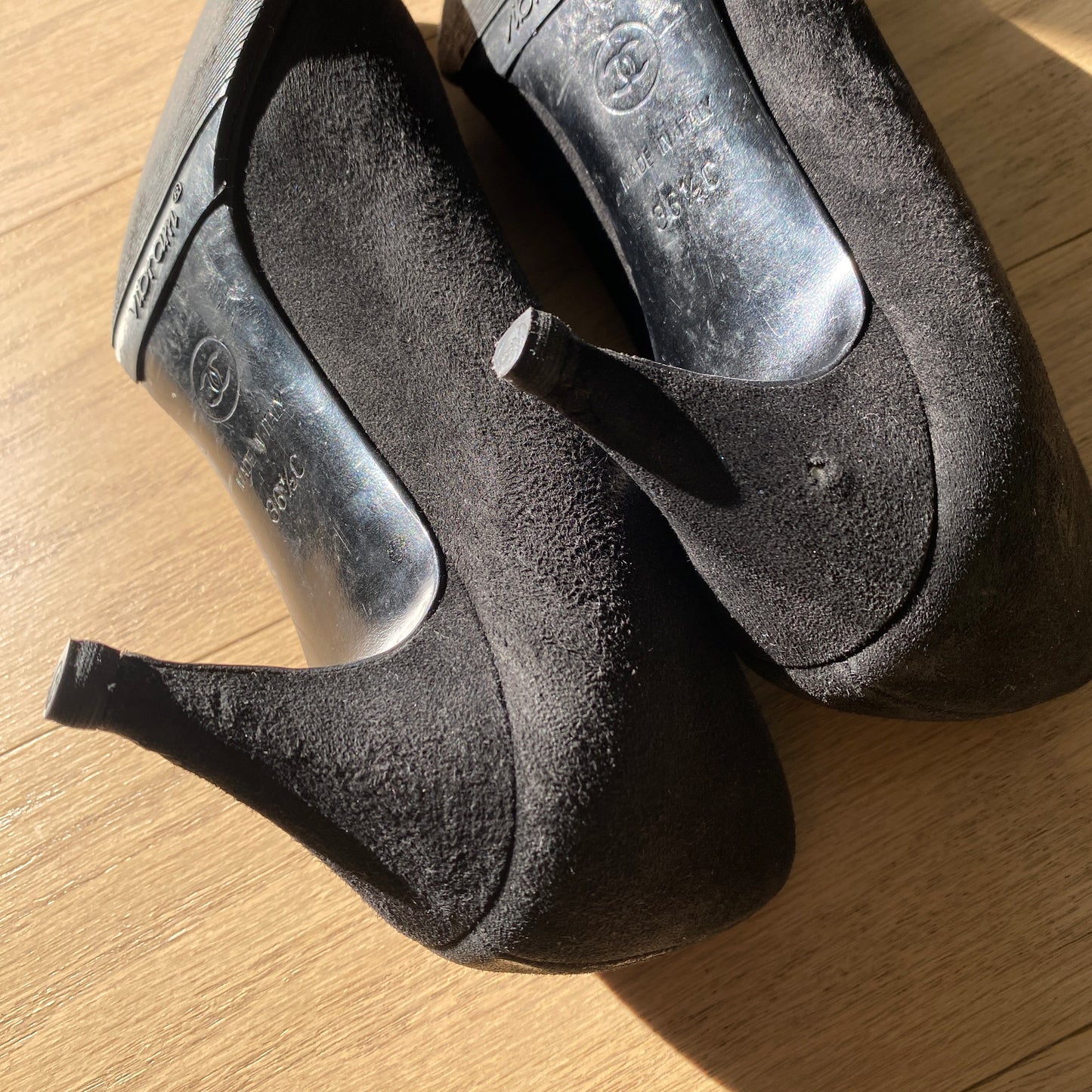 Chanel CC Logo Silver Black Suede Pumps
