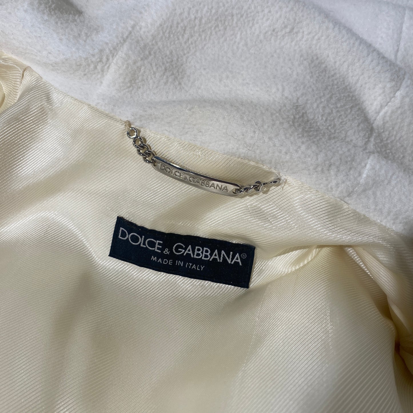 Dolce and Gabbana 2003 F/W Shiny Ivory Cropped Puffer Jacket