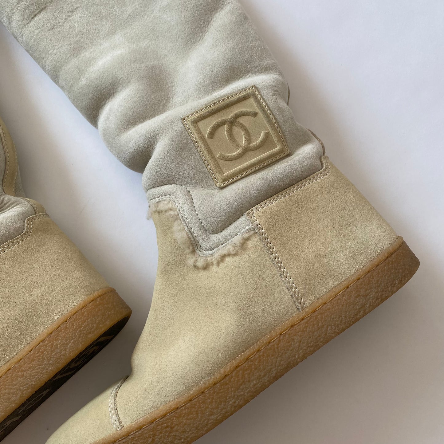 Chanel 2008 AW CC Logo Shearling Suede Calf Knee Hight Boots