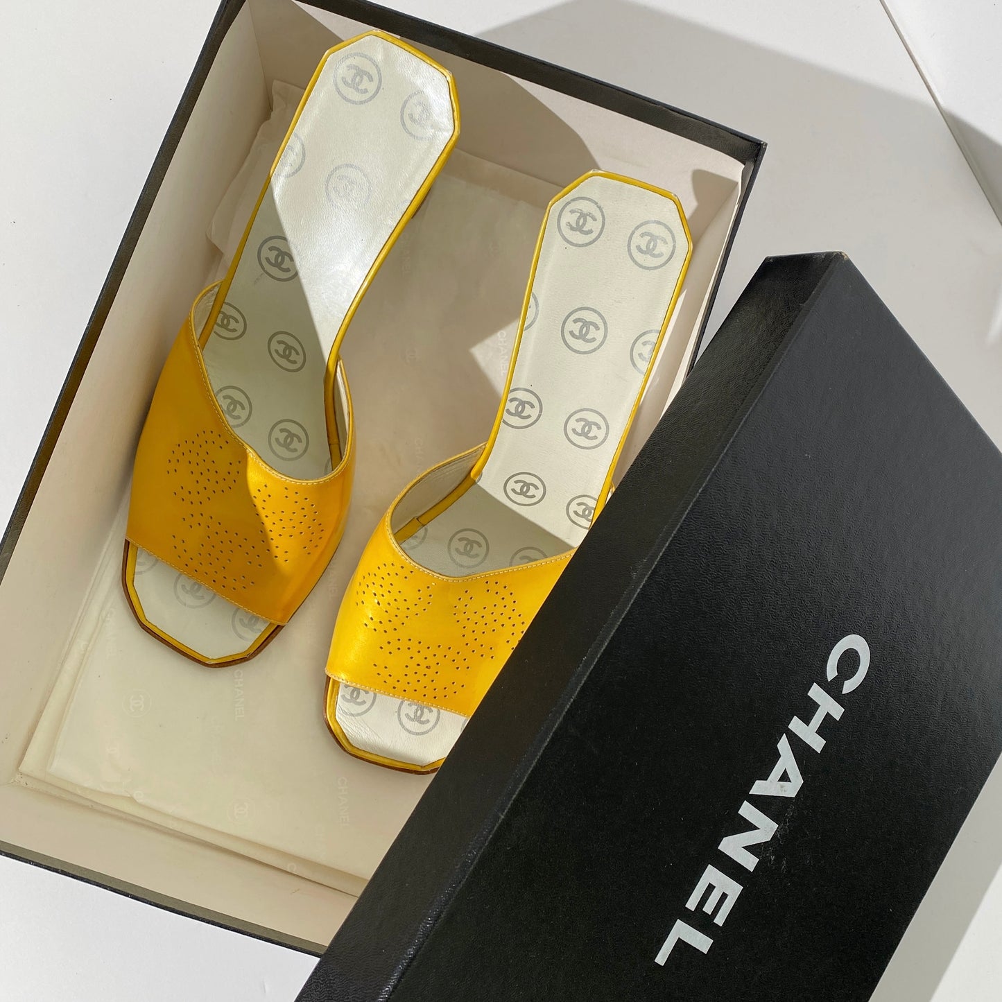 Chanel 2001 SS Yellow Patent Leather CC Logo Mules