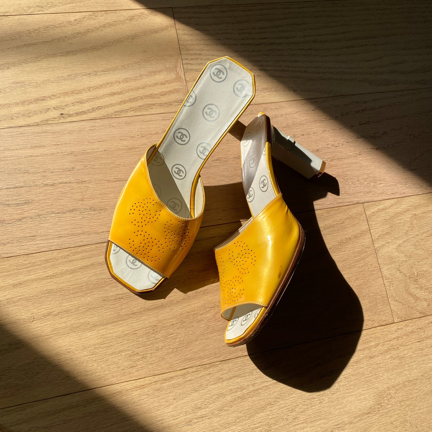 Chanel 2001 SS Yellow Patent Leather CC Logo Mules