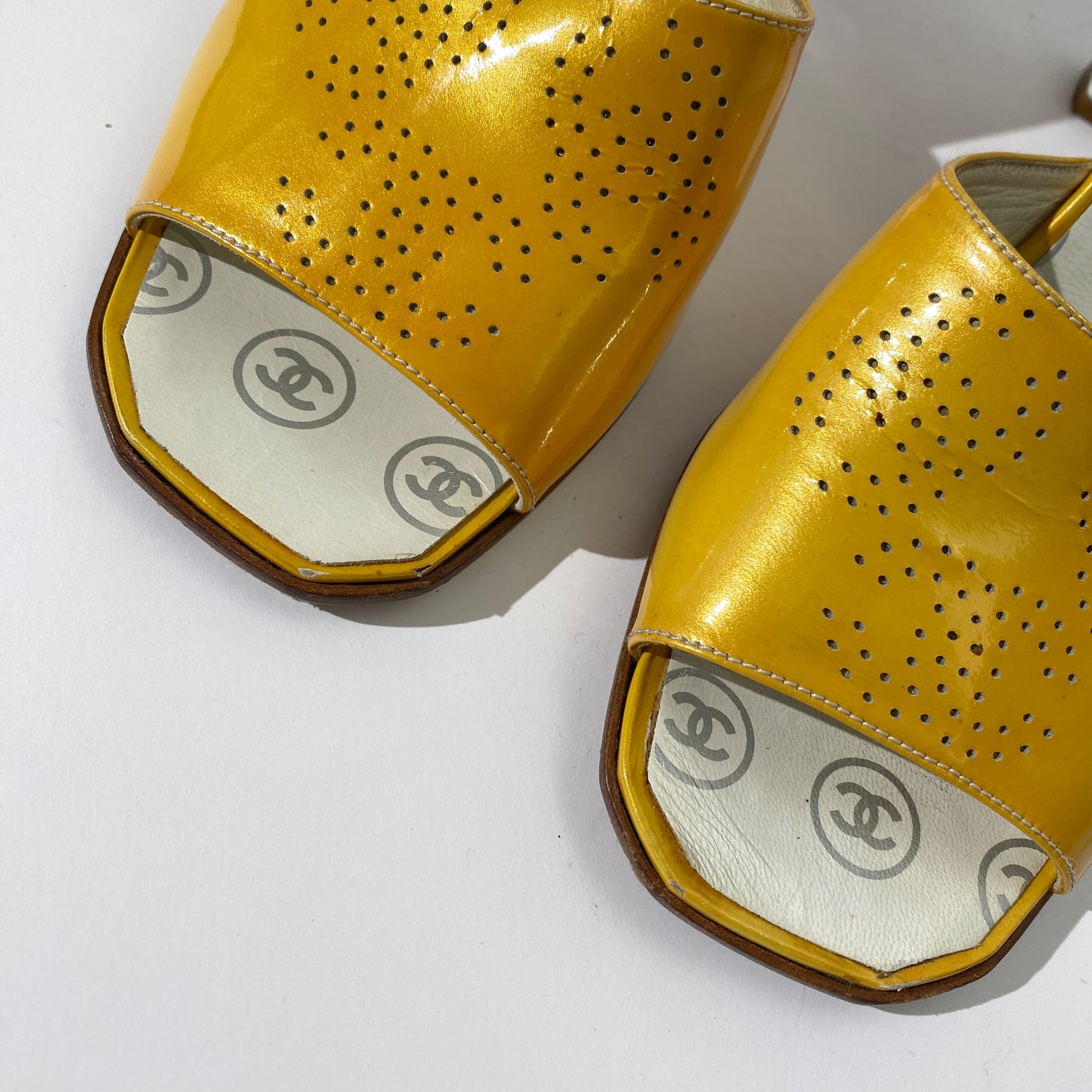 Chanel 2001 SS Yellow Patent Leather CC Logo Mules