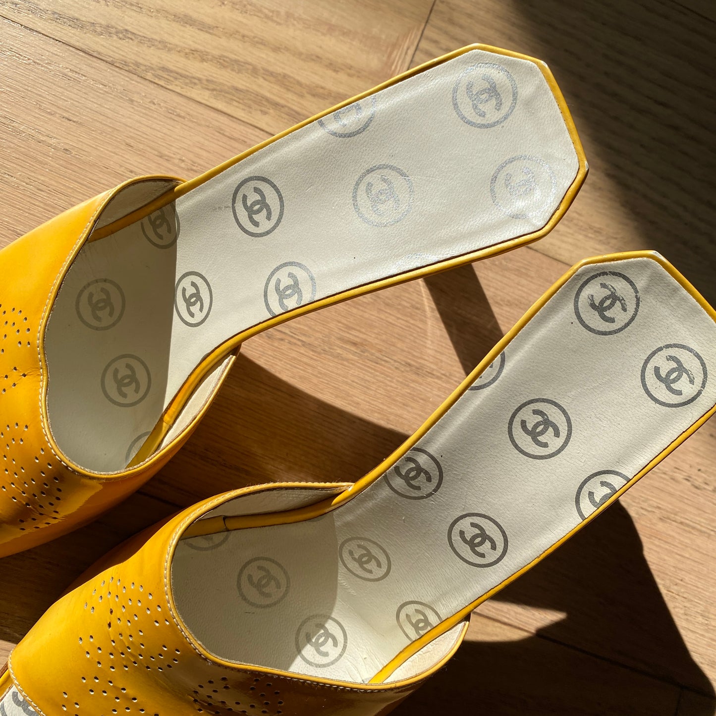 Chanel 2001 SS Yellow Patent Leather CC Logo Mules